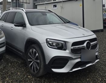 Mercedes-Benz GLB 250 2020 — photo 2