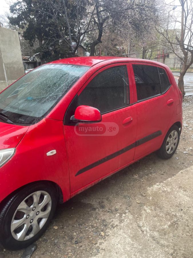 Hyundai i10 2012 — photo 2