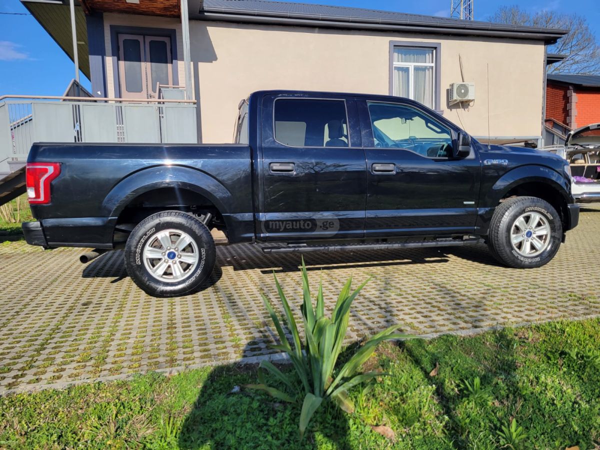 Ford F-150 2017 — photo 2