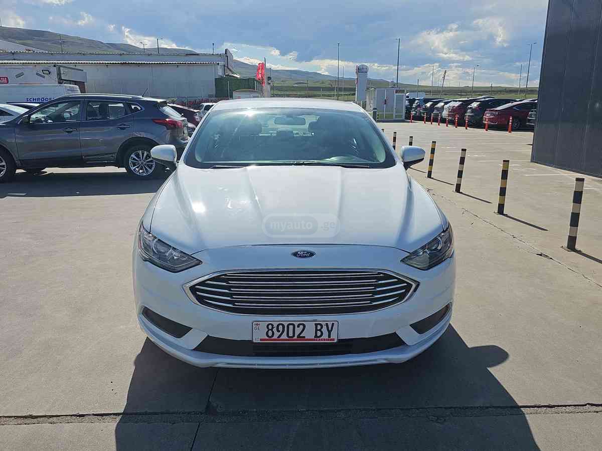 Ford Fusion 2017 — photo 2