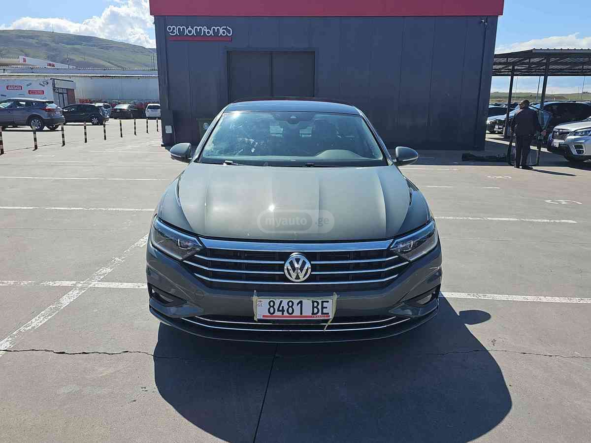 Volkswagen Jetta 2020 — photo 2