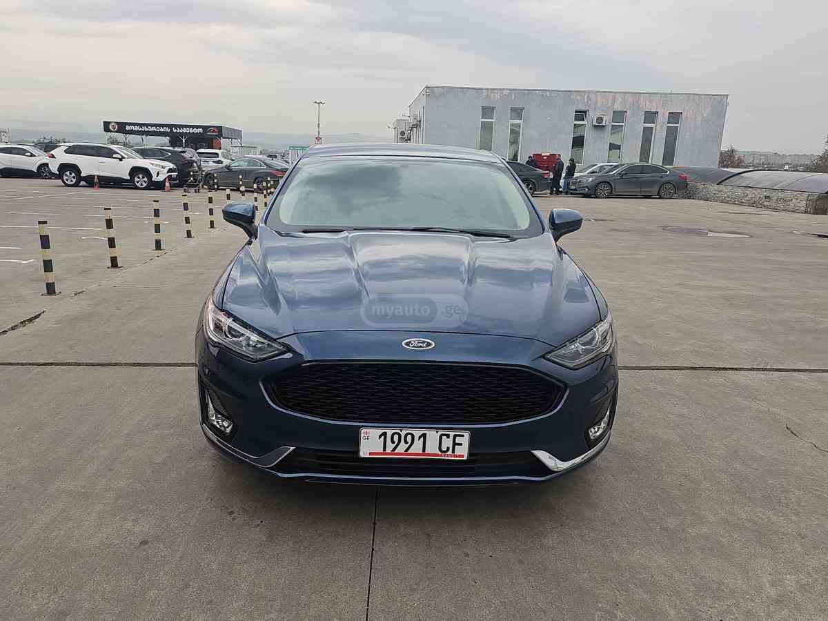 Ford Fusion 2018 — photo 2