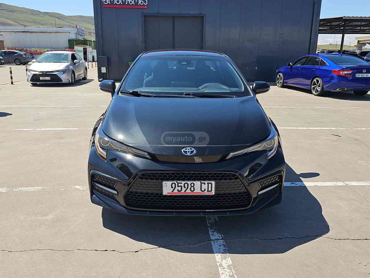 Toyota Corolla 2021 — photo 2