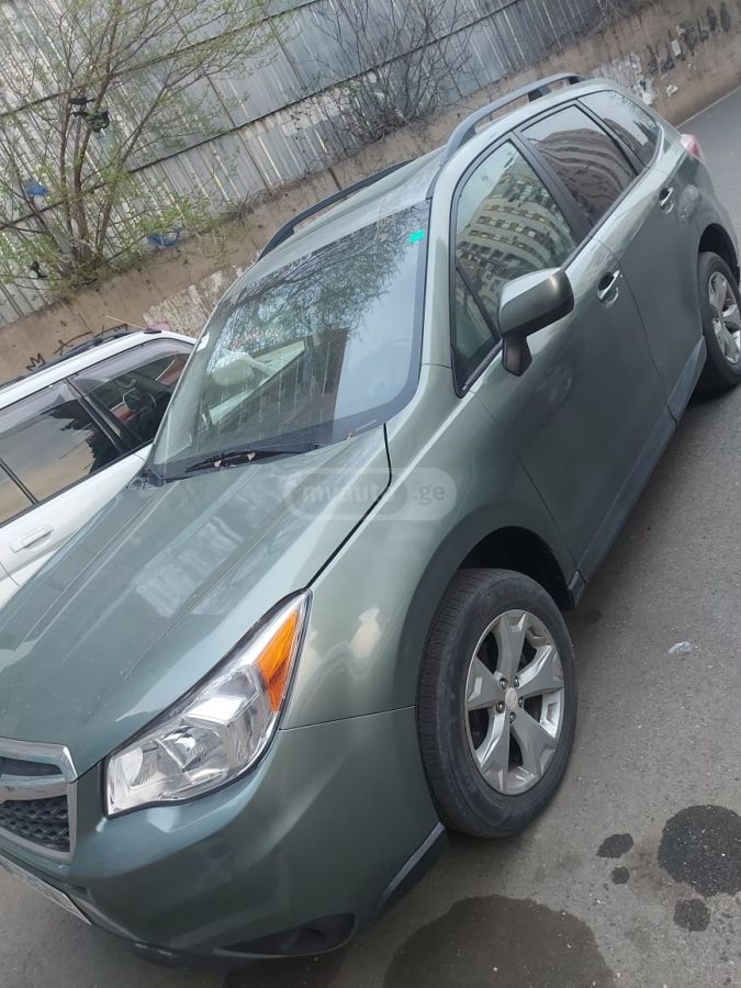 Subaru Forester 2014 — photo 2