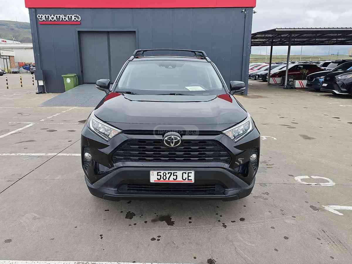 Toyota RAV 4 2020 — photo 2