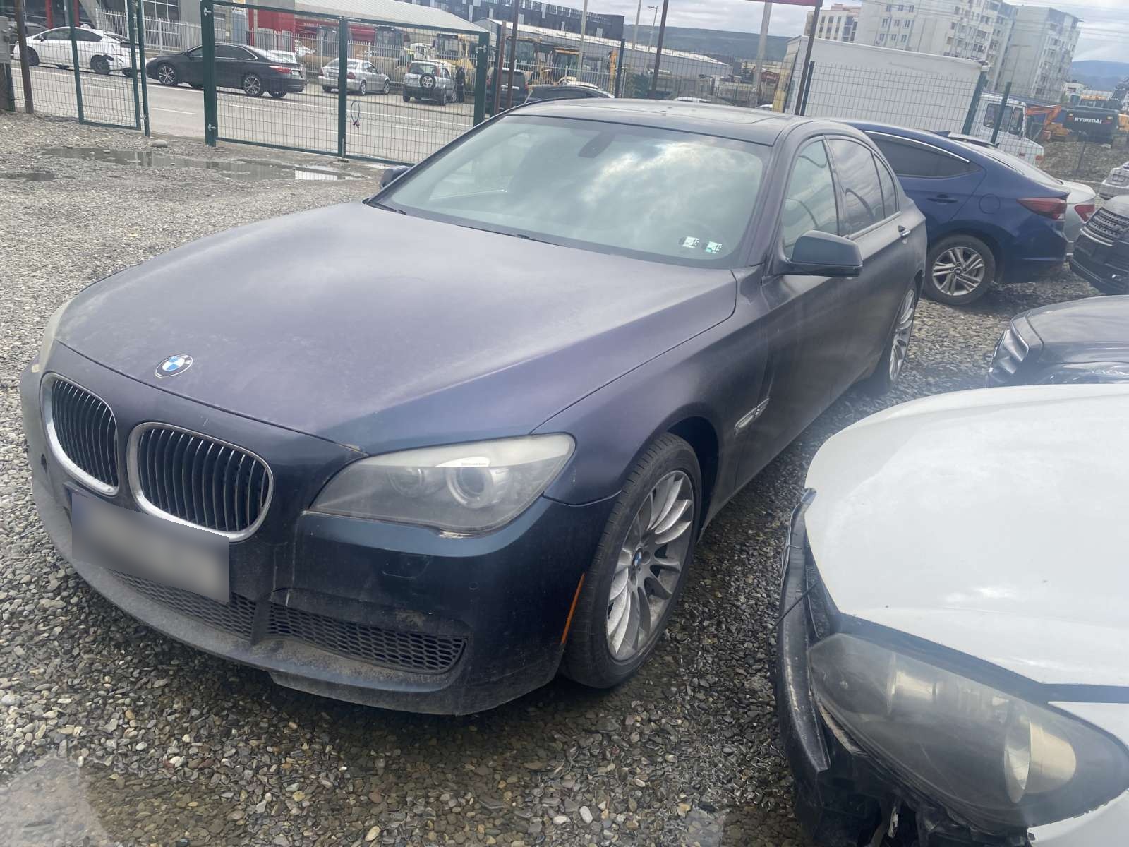 BMW 750