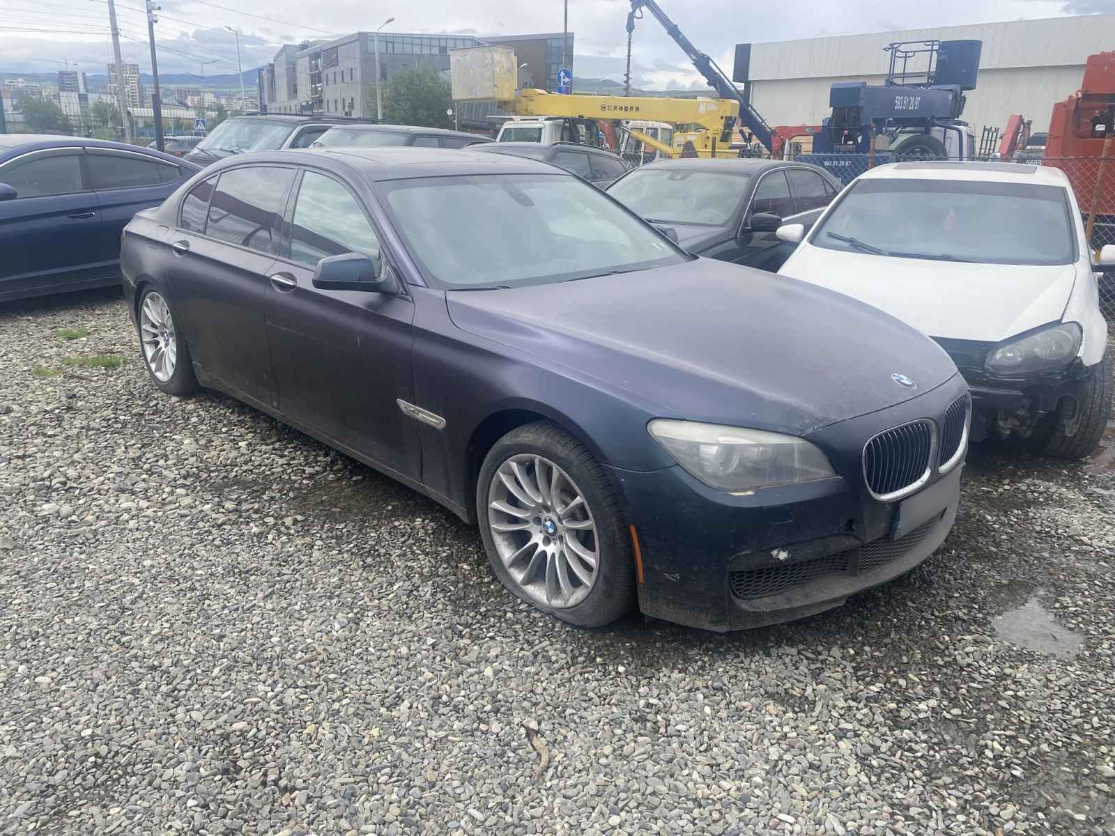 BMW 750 2012 — photo 2