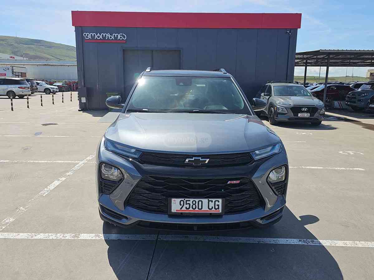 Chevrolet Trailblazer 2021 — photo 2