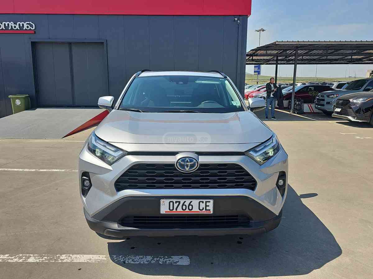 Toyota RAV 4 2022 — photo 2
