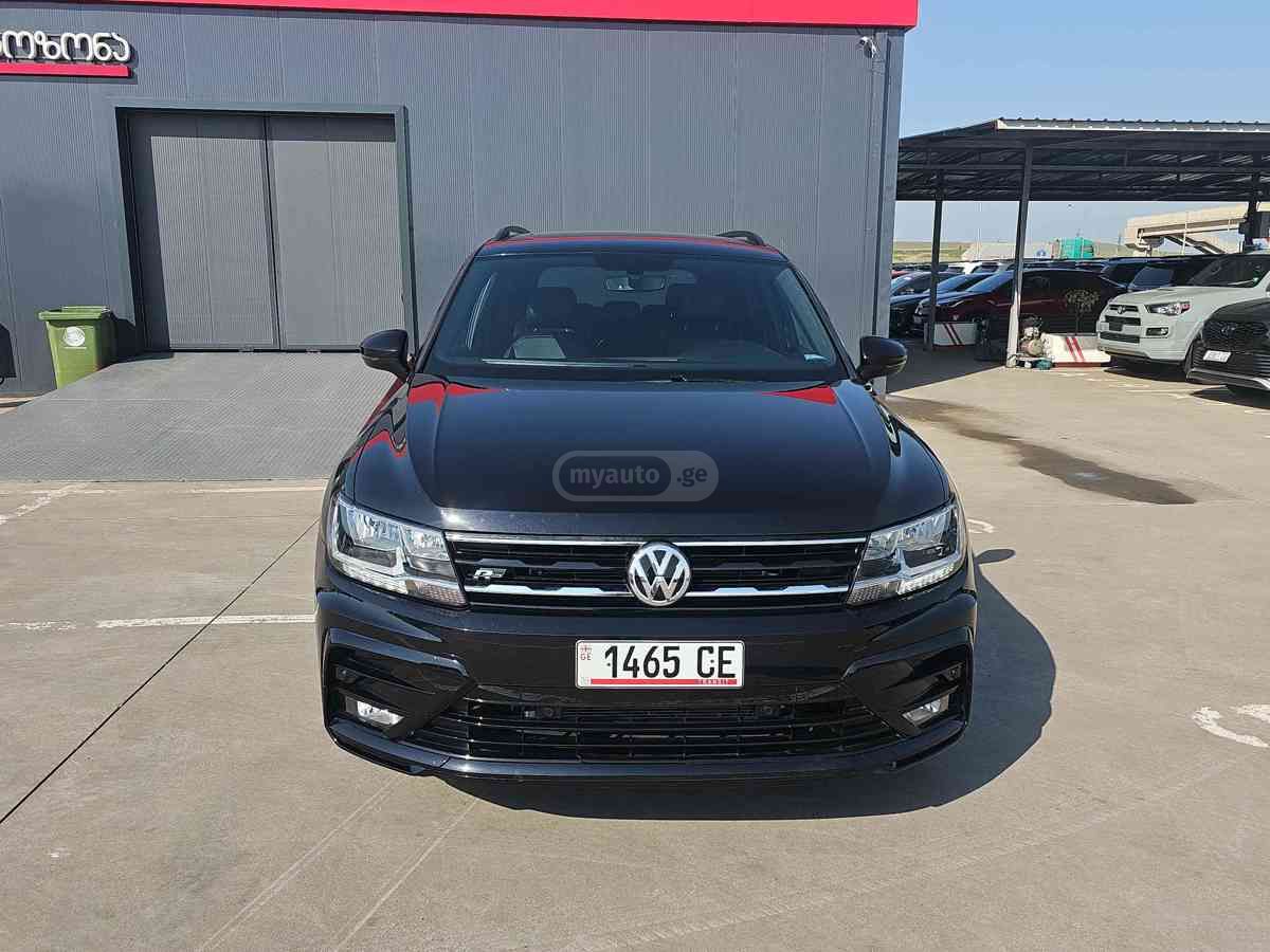 Volkswagen Tiguan 2021 — photo 2