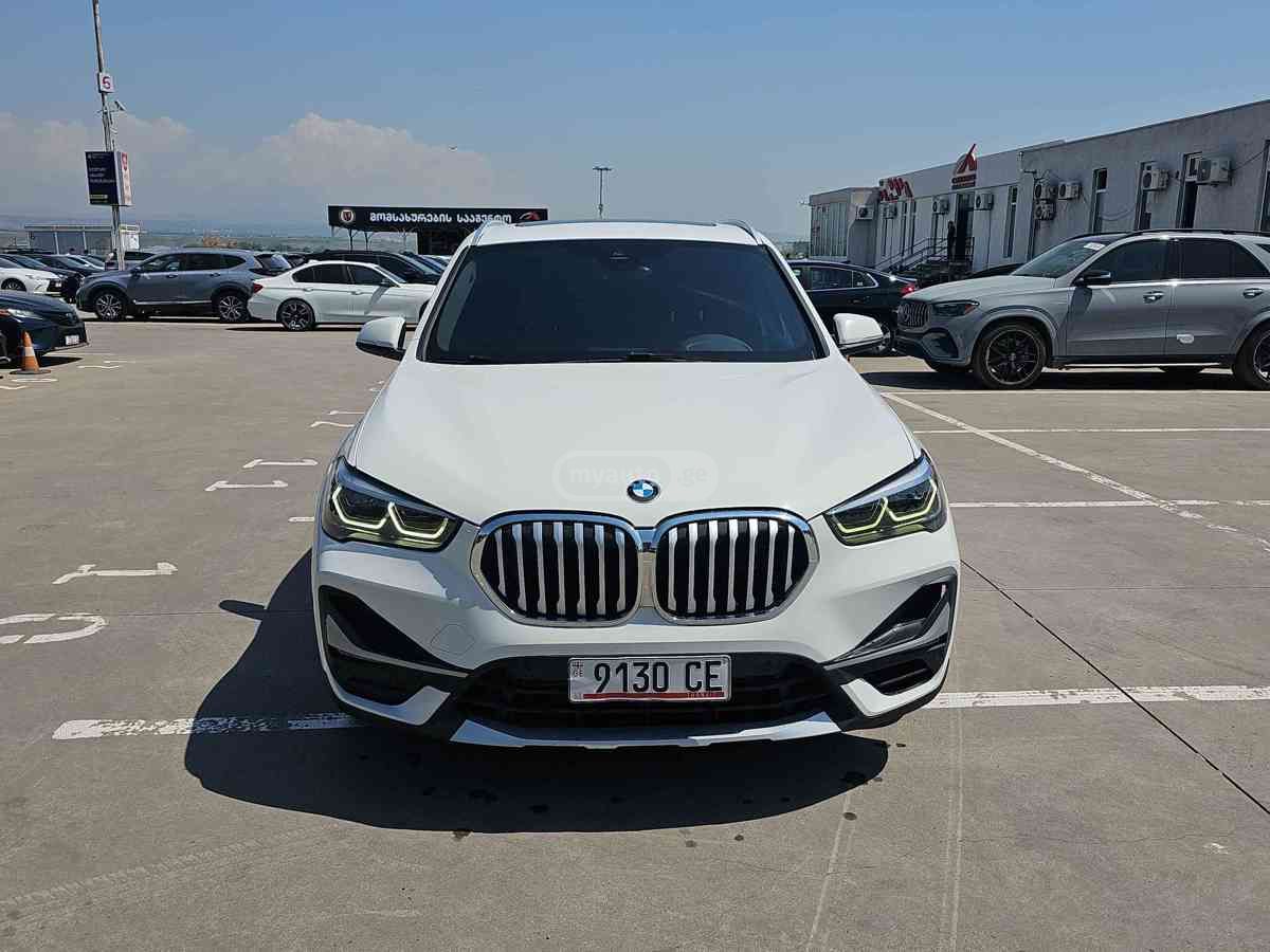 BMW X1 2020 — photo 2