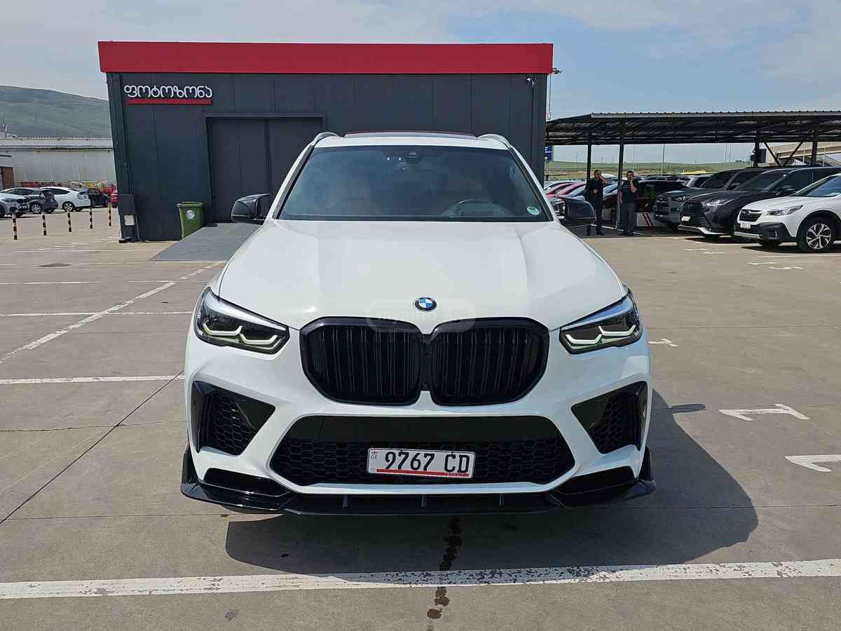 BMW X5 2021 — photo 2