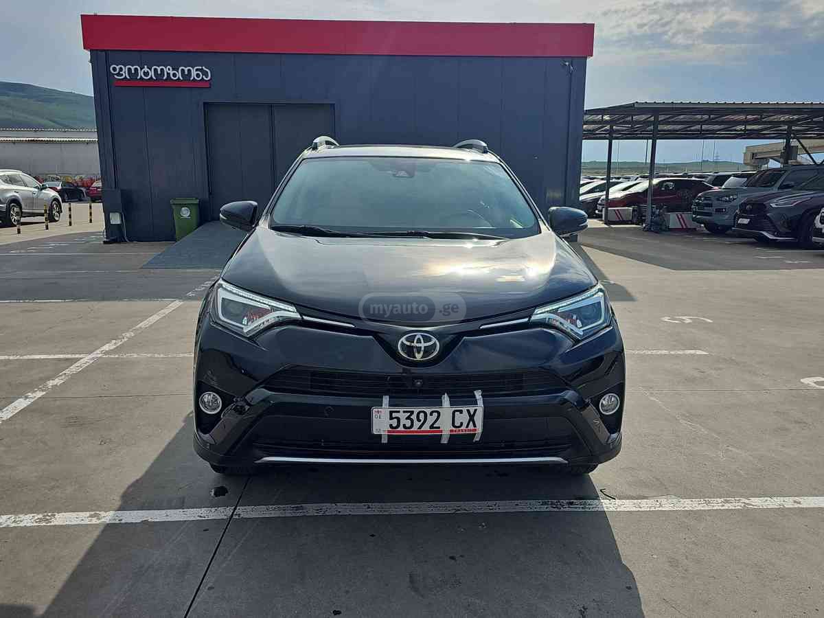 Toyota RAV4 2016 — photo 2