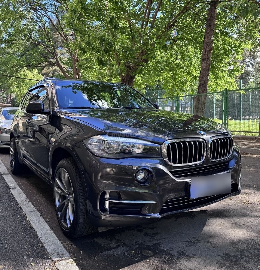 BMW X5 2014 — photo 2