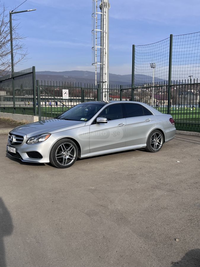 Mercedes-Benz E 350 2016 — photo 2