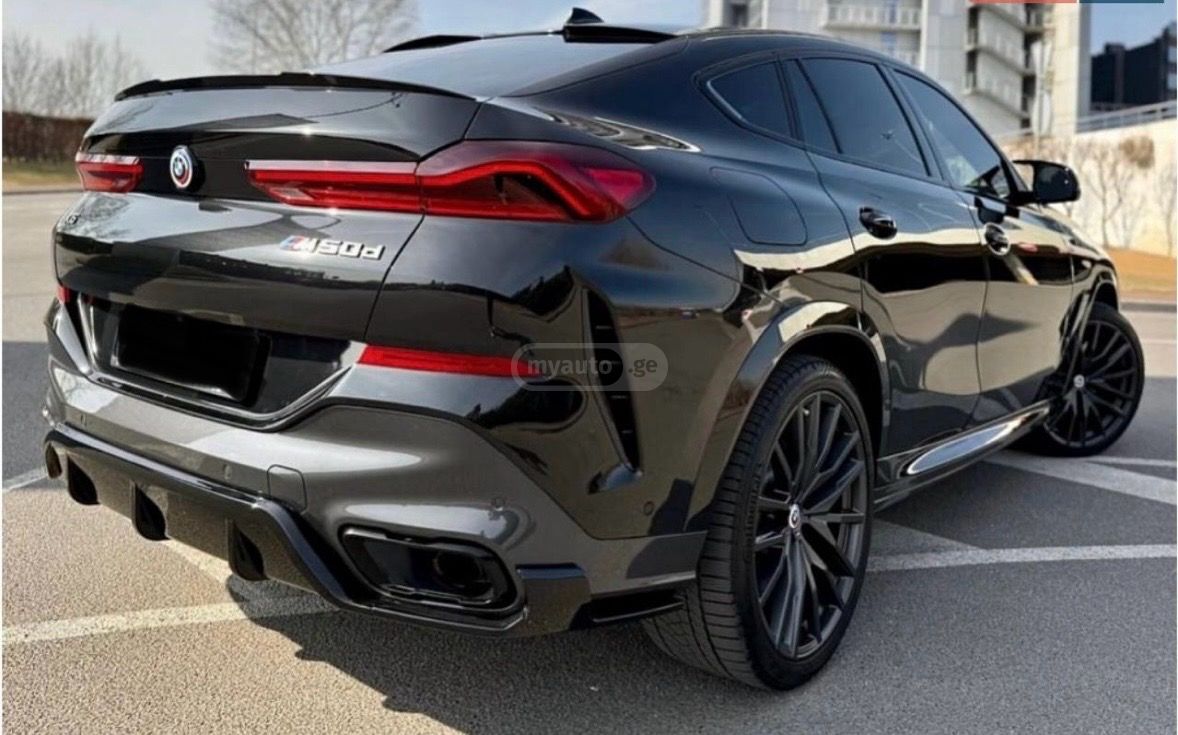 BMW X6 M 2022 — photo 2