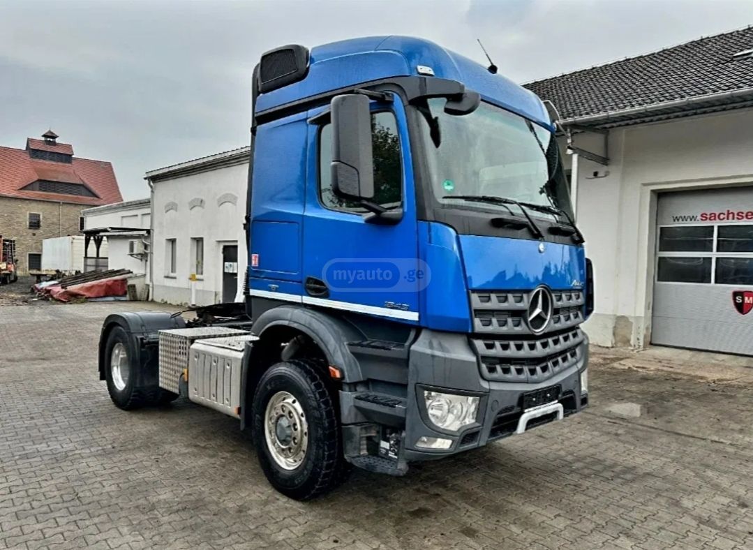 Mercedes-Benz Arocs 2017 — photo 2