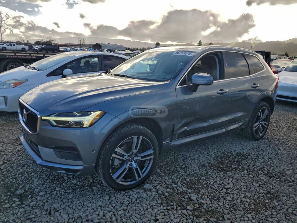 Volvo XC60 2018 — photo 2