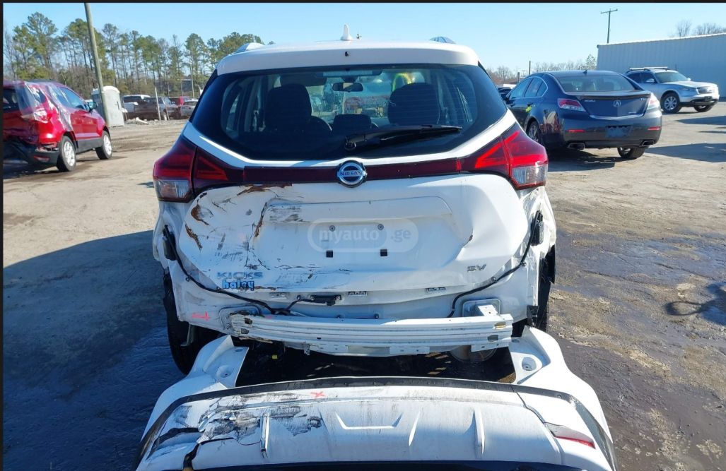 Nissan Kicks 2021 — photo 2