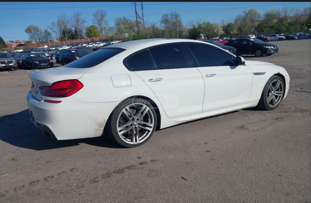 BMW M6 2016 — photo 2