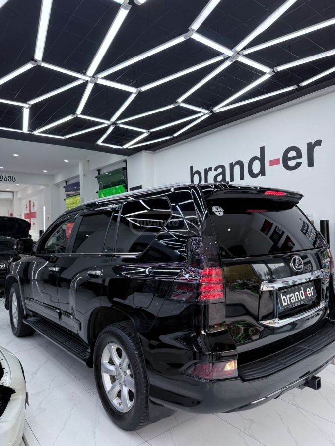 Lexus GX 460 2017 — photo 2