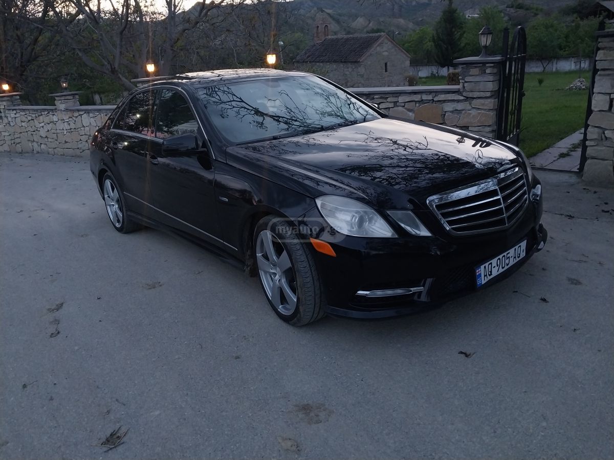 Mercedes-Benz E 350 2012 — photo 2