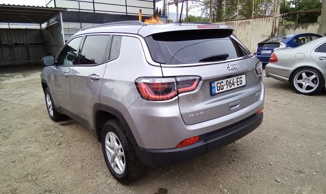 Jeep Compass 2020 — photo 2