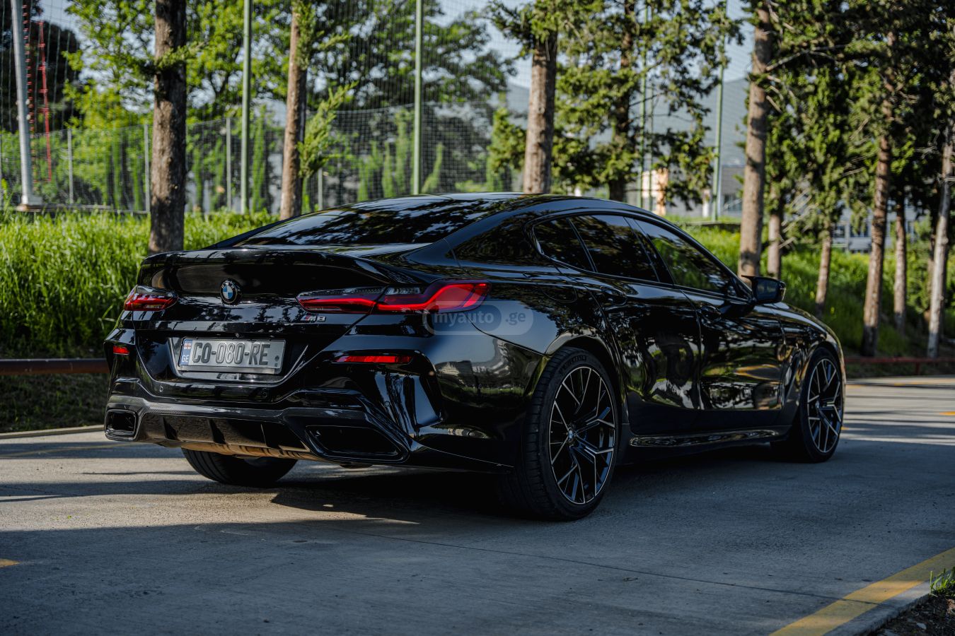 BMW M850 2020 — photo 2