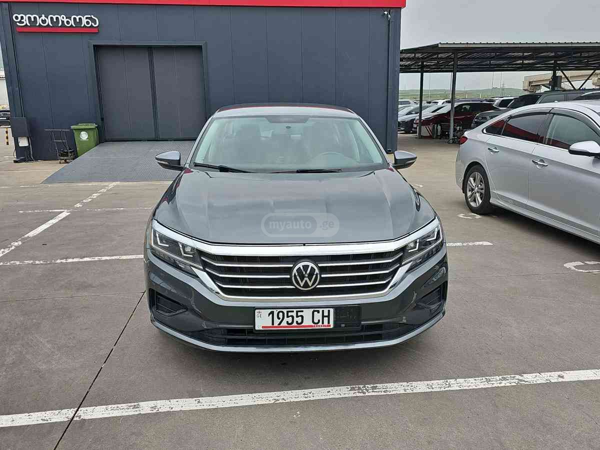 Volkswagen Passat 2021 — photo 2