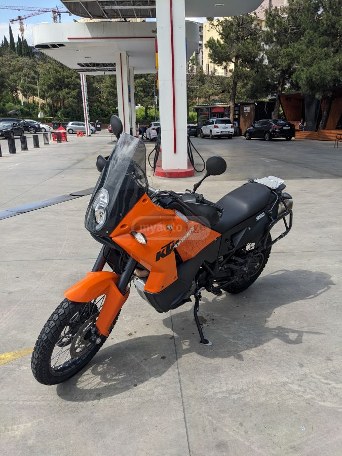 KTM 990 Adventure 2011 — photo 2
