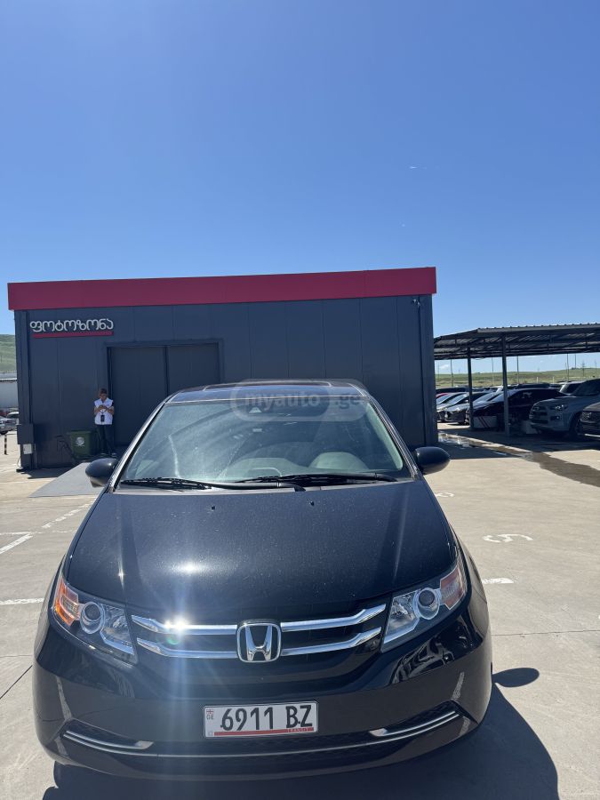 Honda Odyssey 2014 — photo 2