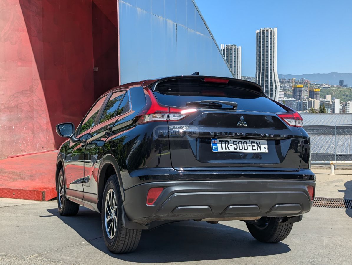 Mitsubishi Eclipse Cross 2024 — photo 2