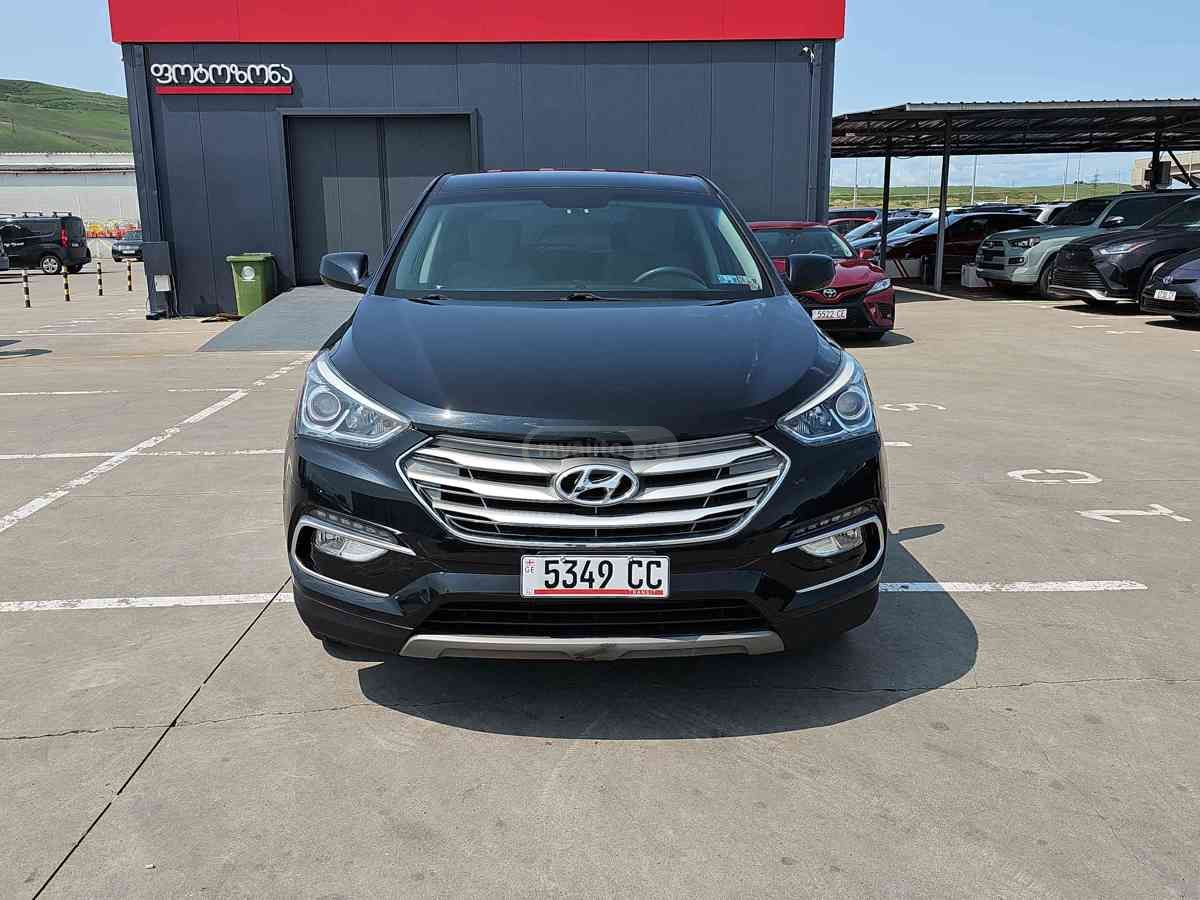 Hyundai Santa Fe 2018 — photo 2