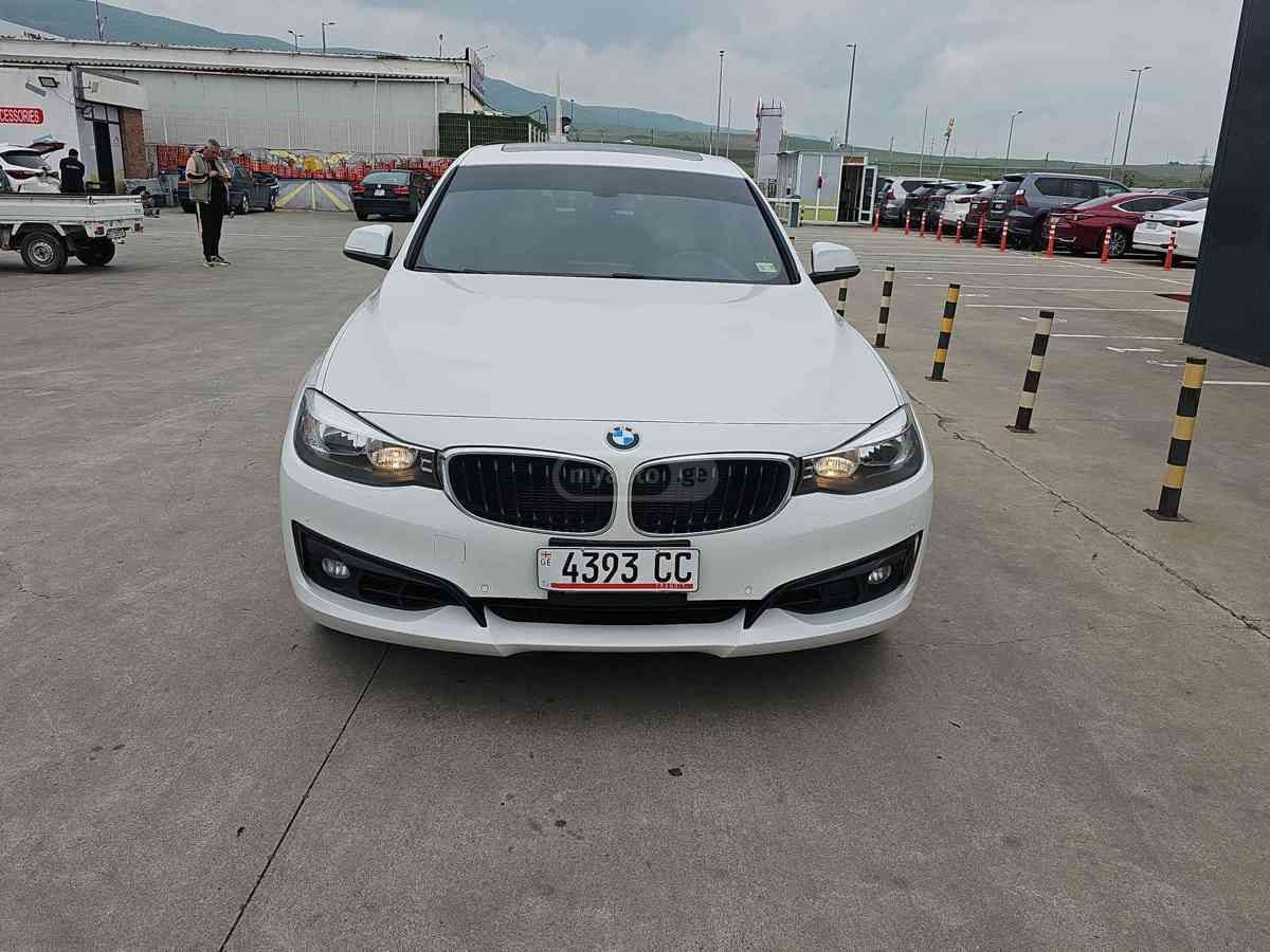 BMW 328 2016 — photo 2