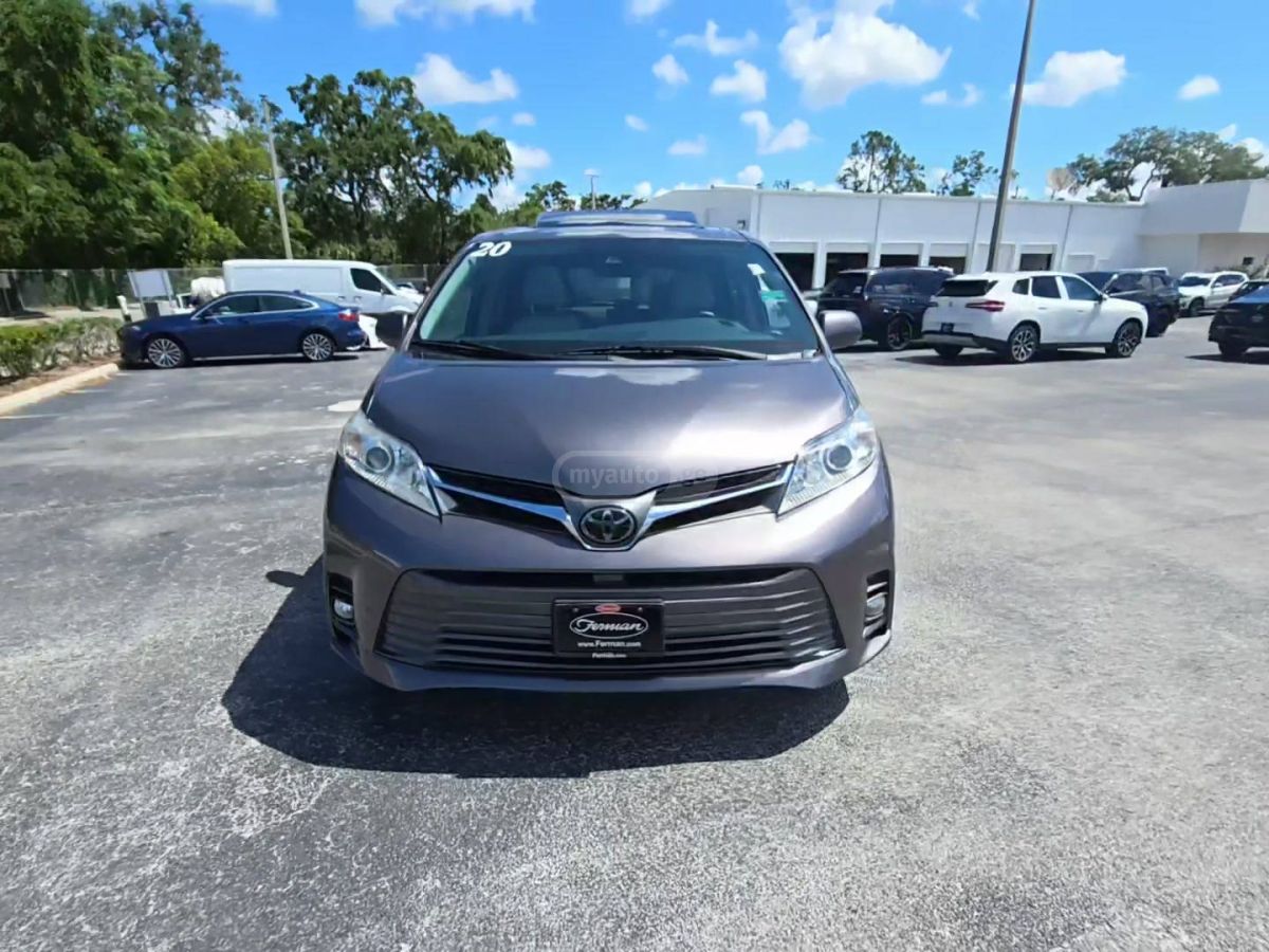 Toyota Sienna