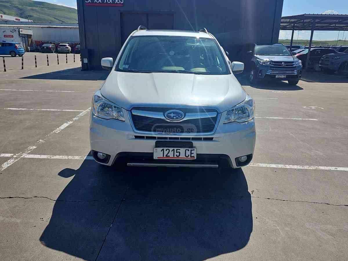 Subaru Forester 2015 — photo 2