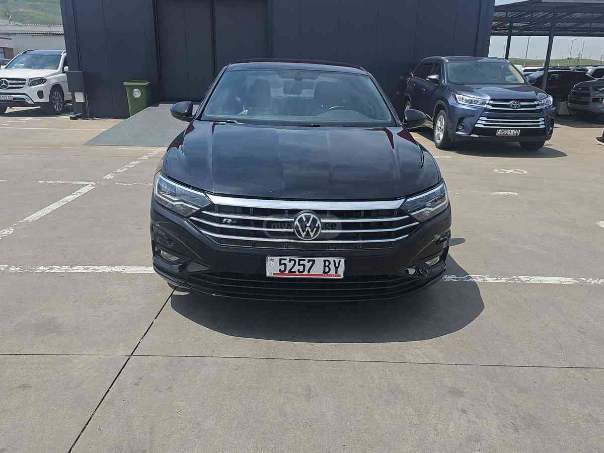 Volkswagen Jetta 2020 — photo 2