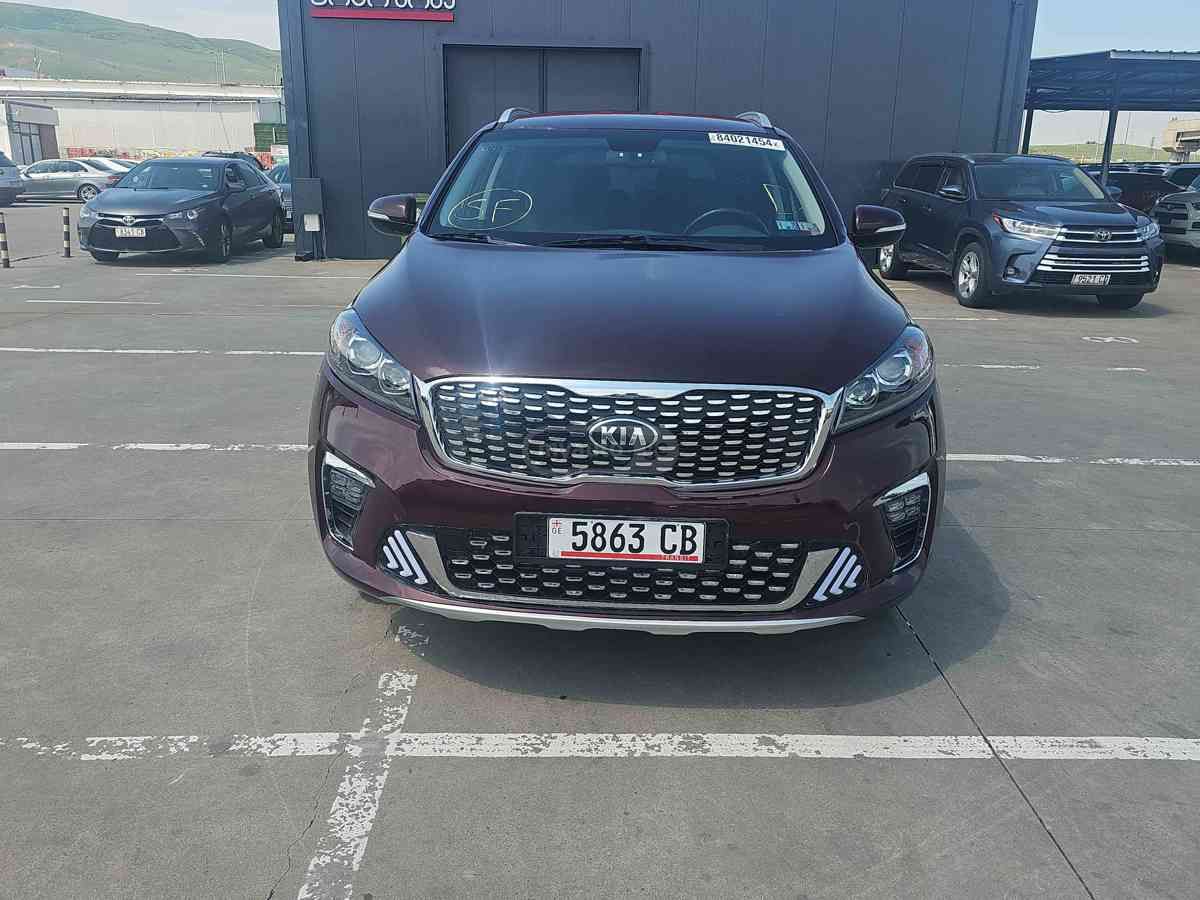 Kia Sorento 2019 — photo 2