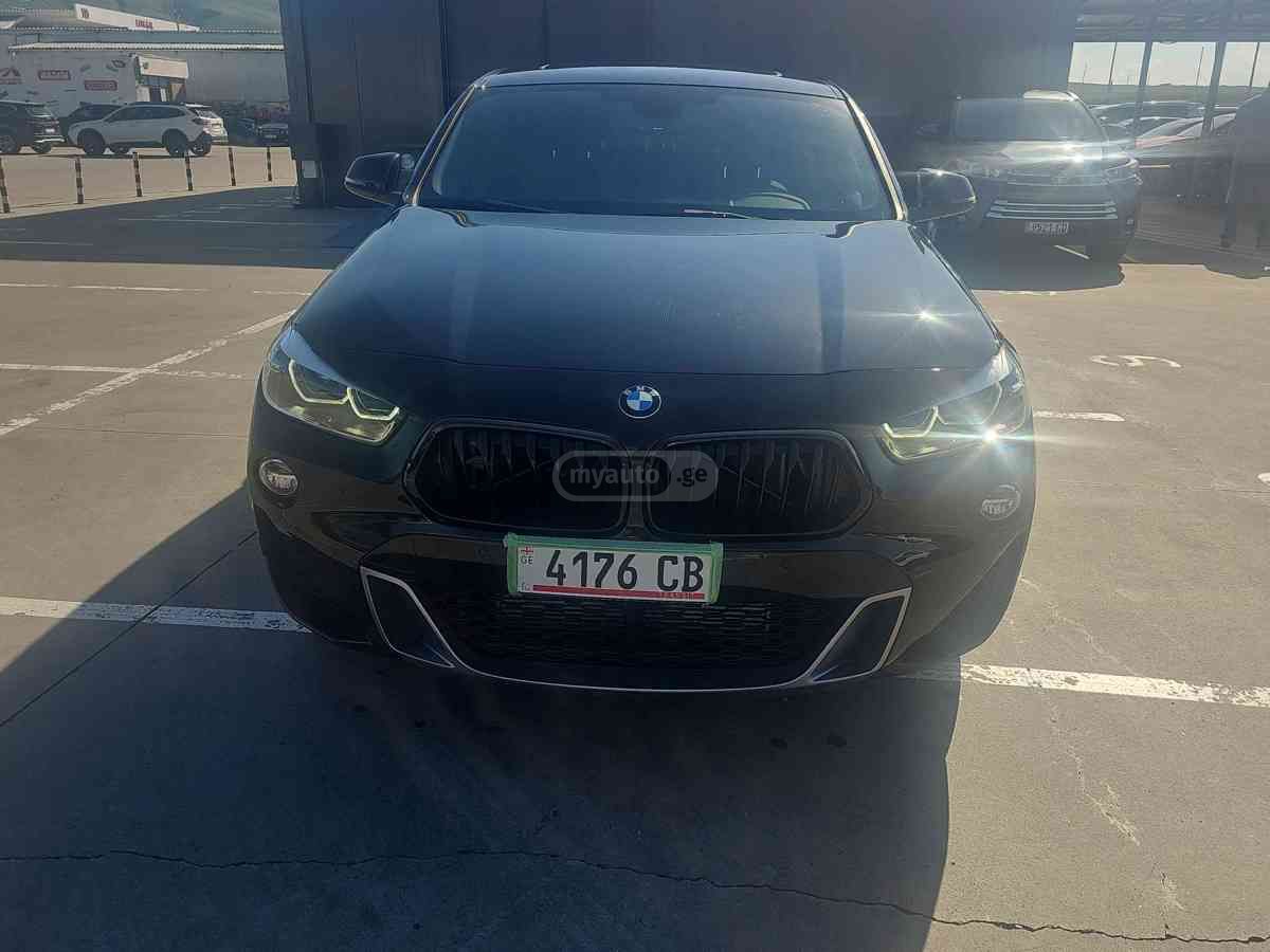 BMW X1 2018 — photo 2