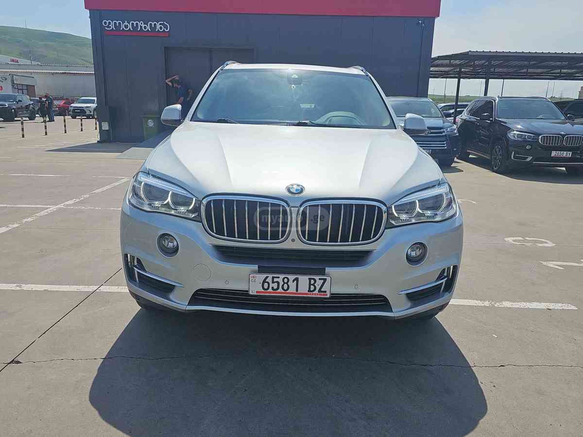 BMW X5 2015 — photo 2
