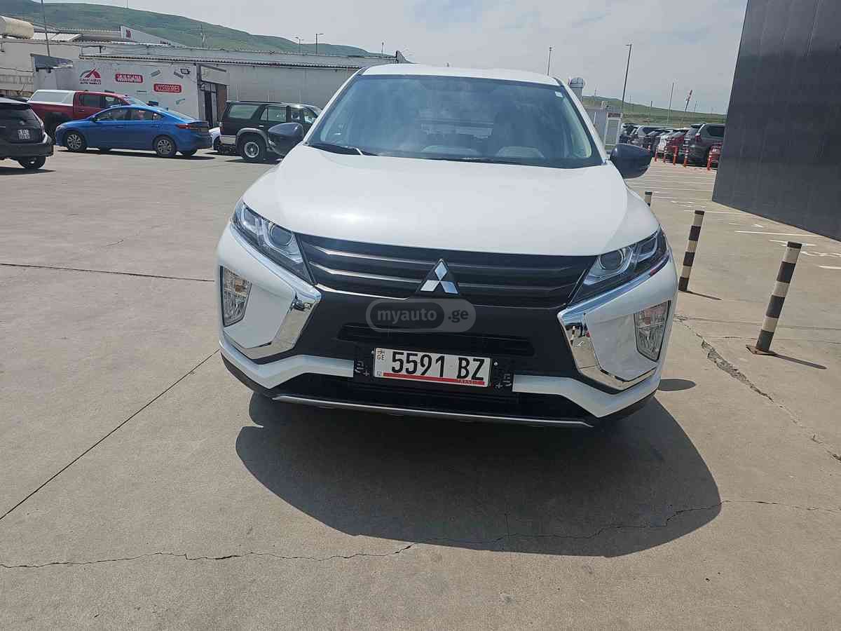 Mitsubishi Eclipse 2018 — photo 2