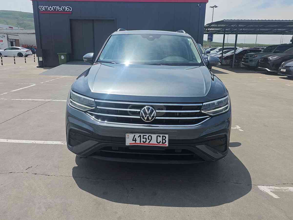 Volkswagen Tiguan 2022 — photo 2