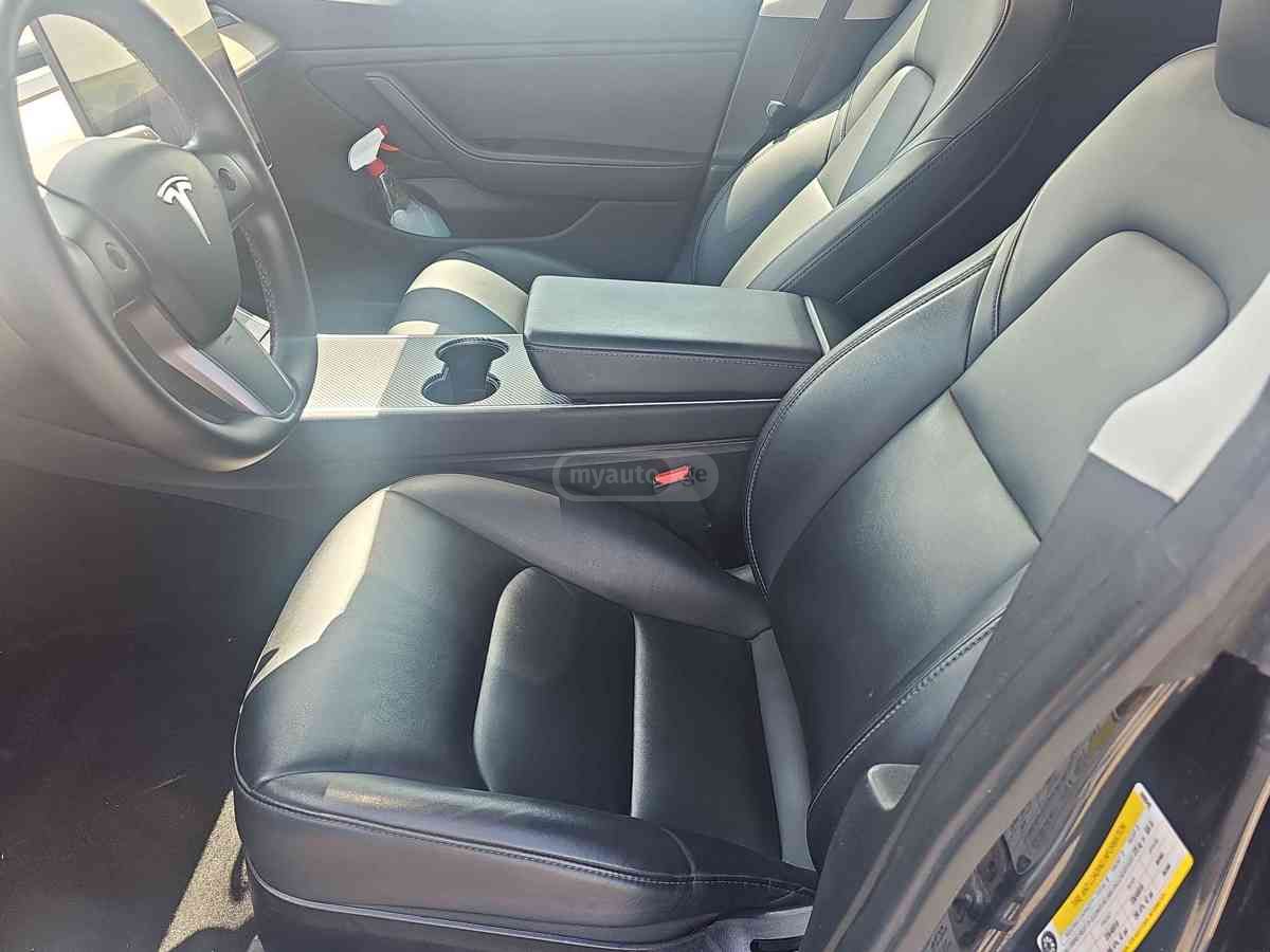 Tesla Model 3 2020 — photo 2