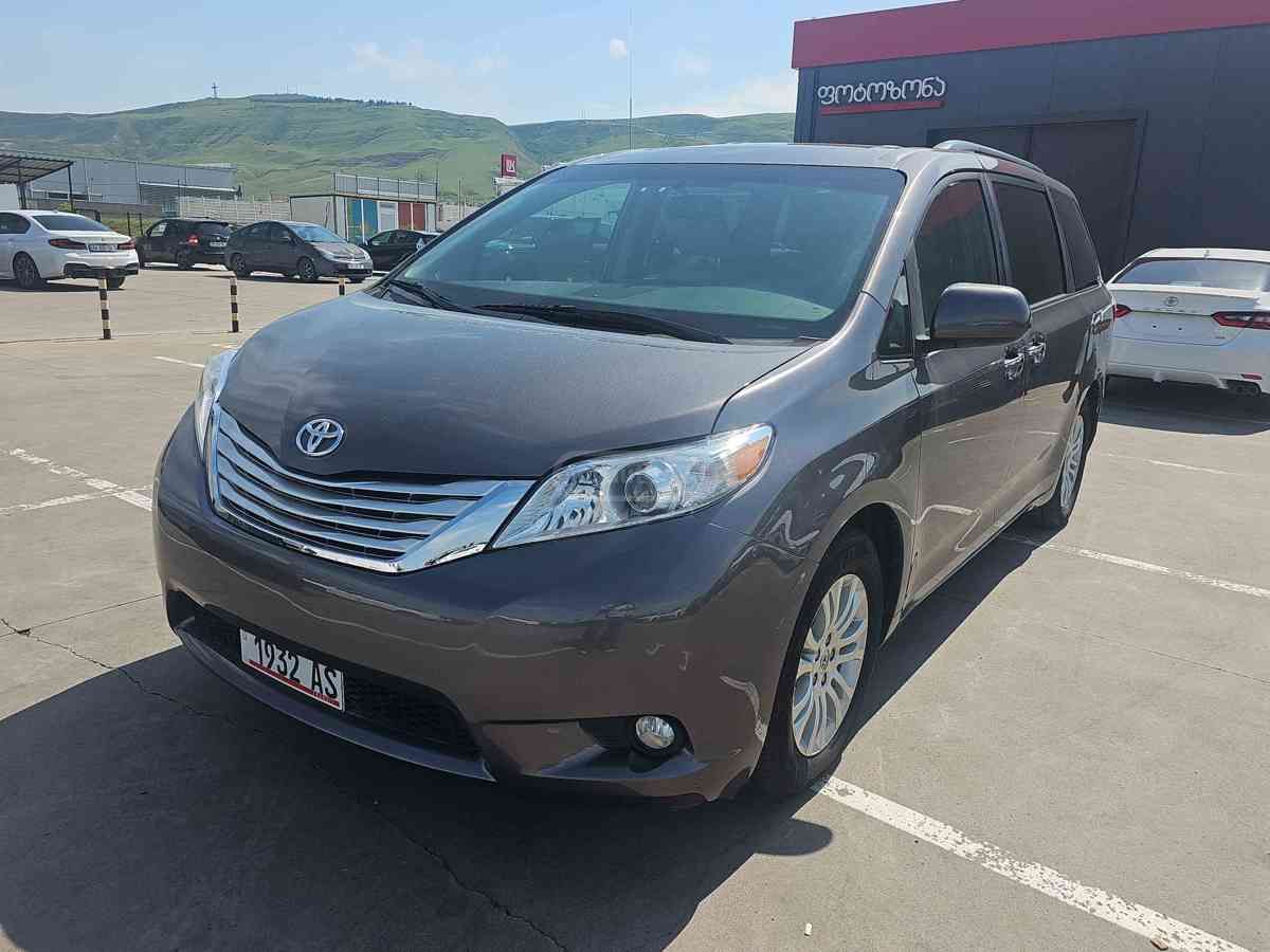 Toyota Sienna