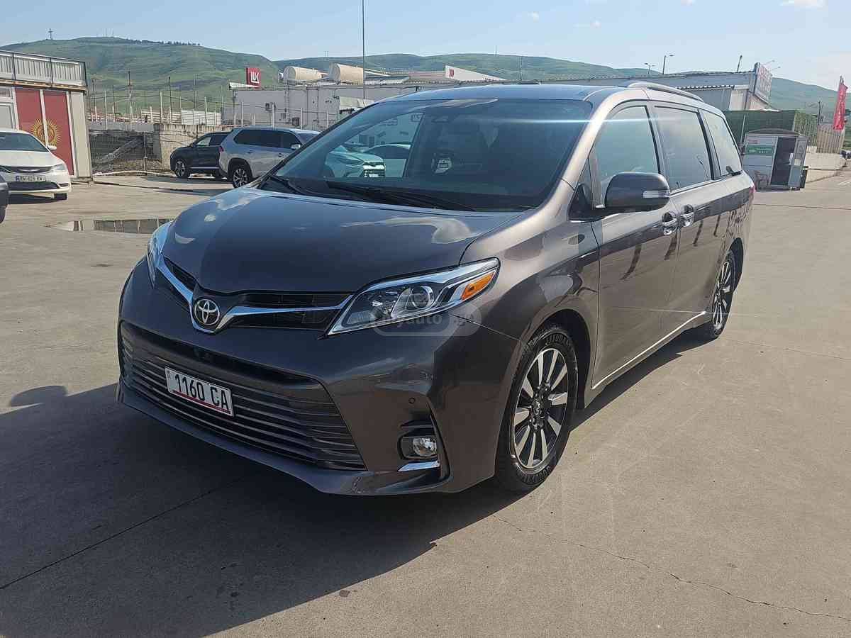 Toyota Sienna