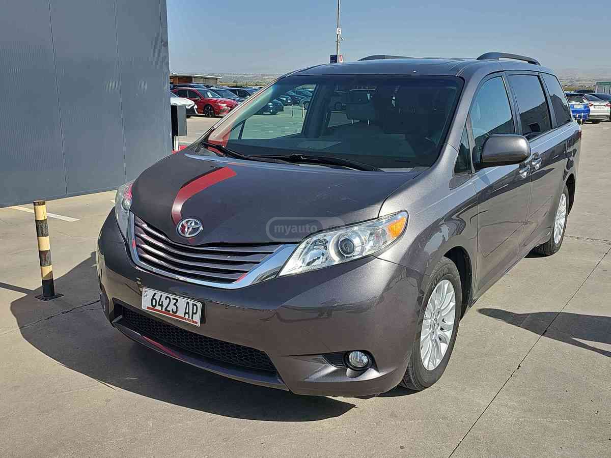 Toyota Sienna