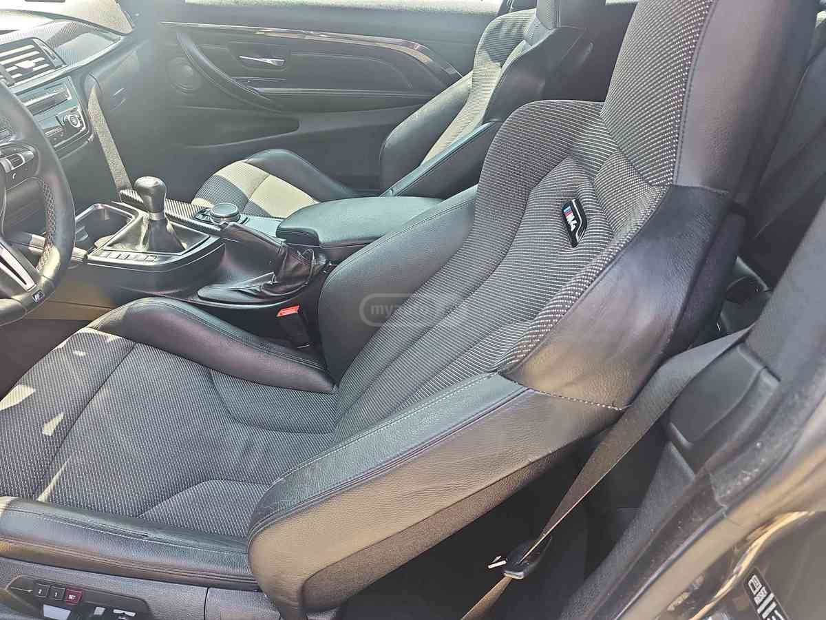 BMW M4 2015 — photo 2