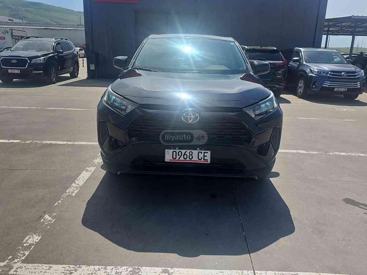 Toyota RAV4 2022 — photo 2