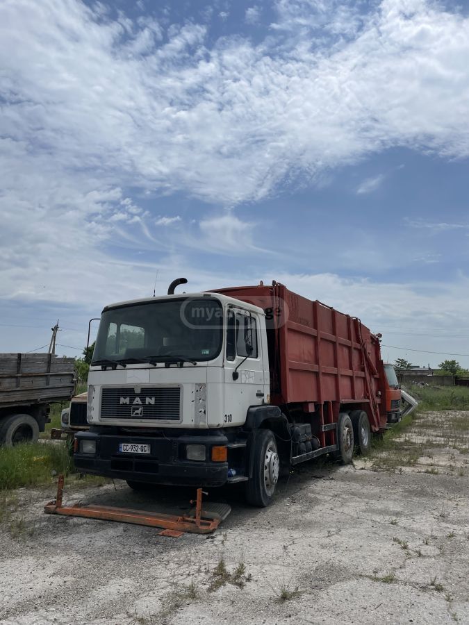 Isuzu 26.364 1994 — photo 2