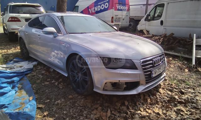 Audi A7 2012 — photo 2